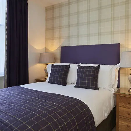Braid Apartments By Mansley-3